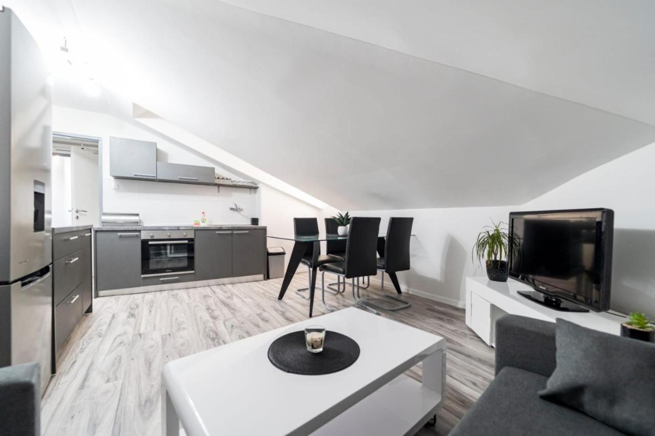 City Center Mayess Aparment Zadar Exterior foto
